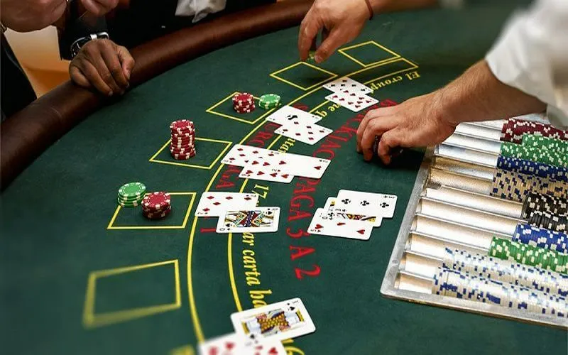 Các sách dạy đánh bài rất hữu ích cho dân chơi đam mê đỏ đen